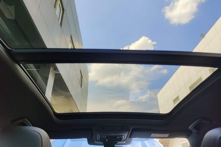 Used Volkswagen Tiguan L 2024 PRO 380TSI Four-Wheel Drive R-Line Prestige Edition Headliner
