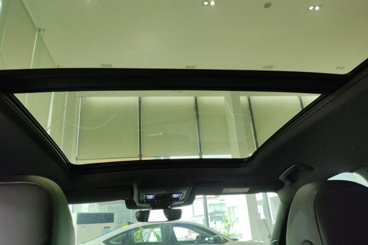 Used Volkswagen Tiguan L 2024 PRO 380TSI Four-Wheel Drive R-Line Prestige Edition Headliner