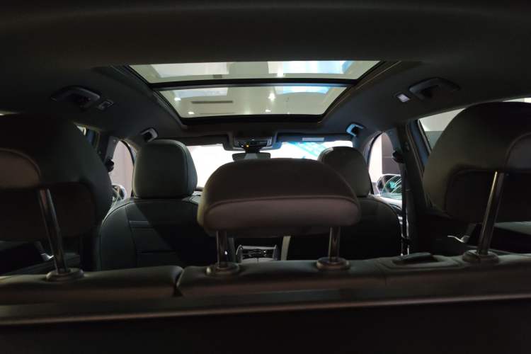 Used Volkswagen Tiguan L 2024 PRO 380TSI Four-Wheel Drive R-Line Prestige Edition Headliner