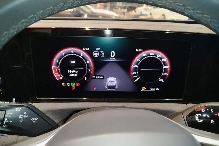 Used Volkswagen Tiguan L 2024 PRO 380TSI Four-Wheel Drive R-Line Prestige Edition Instrument Cluster