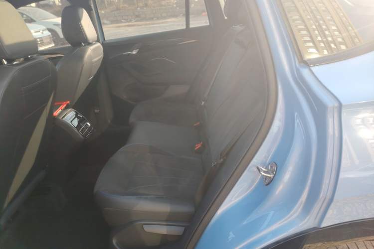 Used Volkswagen Tiguan L 2024 PRO 380TSI Four-Wheel Drive R-Line Prestige Edition Interior 4