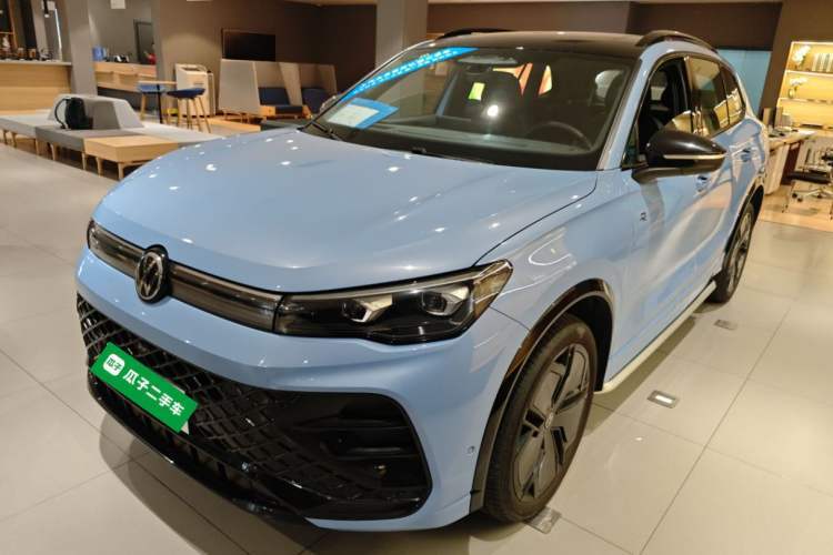 Ojetý Volkswagen Tiguan L 2024 PRO 380TSI Four-Wheel Drive R-Line Prestige Edition Guazi used car, China used car export, Used car for sale, Used  cars, Cheapest cars for sale