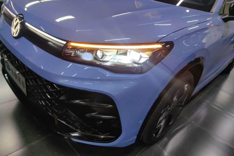 Used Volkswagen Tiguan L 2024 PRO 380TSI Four-Wheel Drive R-Line Prestige Edition Left Front Headlight