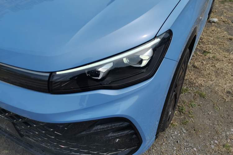 Used Volkswagen Tiguan L 2024 PRO 380TSI Four-Wheel Drive R-Line Prestige Edition Left Front Headlight