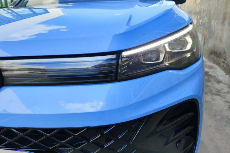 Used Volkswagen Tiguan L 2024 PRO 380TSI Four-Wheel Drive R-Line Prestige Edition Left Front Headlight