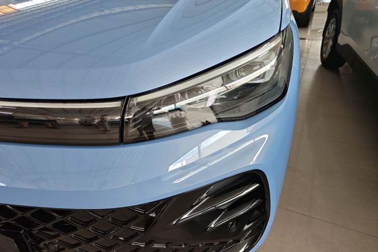 Used Volkswagen Tiguan L 2024 PRO 380TSI Four-Wheel Drive R-Line Prestige Edition Left Front Headlight