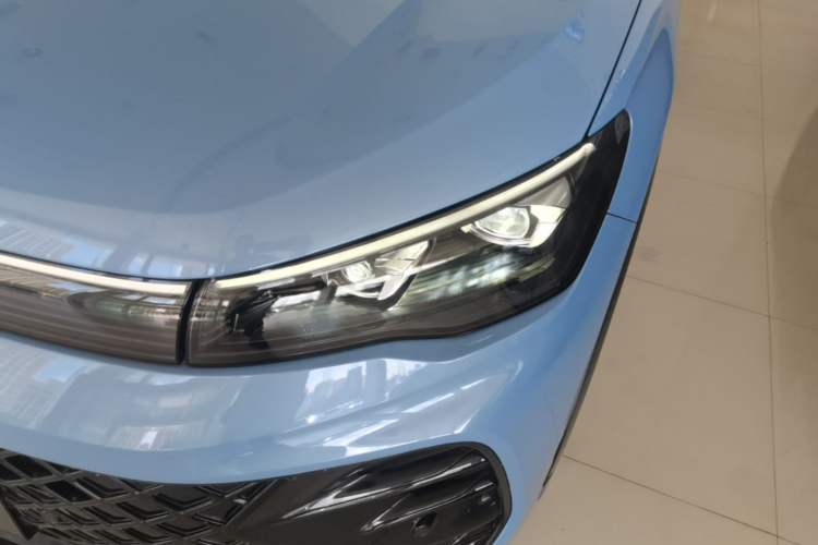 Used Volkswagen Tiguan L 2024 PRO 380TSI Four-Wheel Drive R-Line Prestige Edition Left Front Headlight