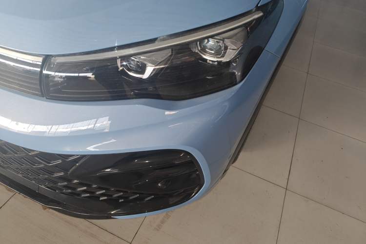Used Volkswagen Tiguan L 2024 PRO 380TSI Four-Wheel Drive R-Line Prestige Edition Left Front Headlight