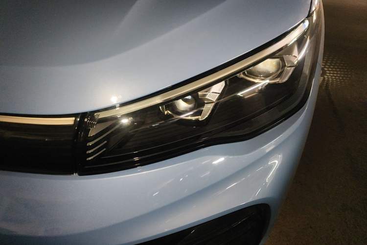 Used Volkswagen Tiguan L 2024 PRO 380TSI Four-Wheel Drive R-Line Prestige Edition Left Front Headlight