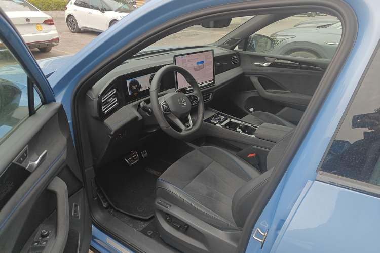 Used Volkswagen Tiguan L 2024 PRO 380TSI Four-Wheel Drive R-Line Prestige Edition Left Front Seat