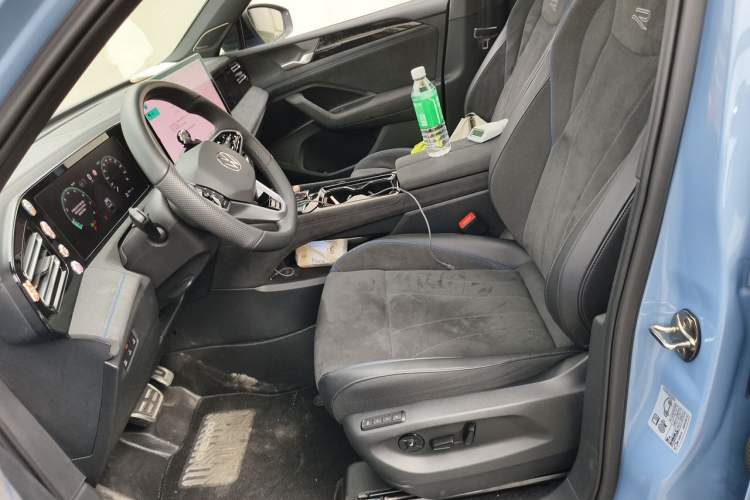 Used Volkswagen Tiguan L 2024 PRO 380TSI Four-Wheel Drive R-Line Prestige Edition Left Front Seat
