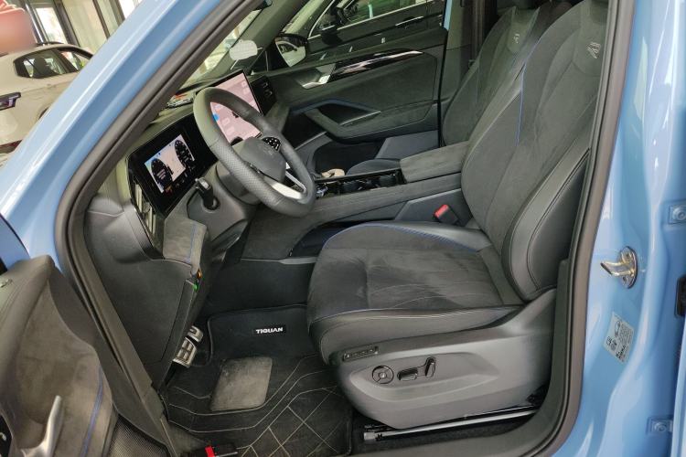 Used Volkswagen Tiguan L 2024 PRO 380TSI Four-Wheel Drive R-Line Prestige Edition Left Front Seat