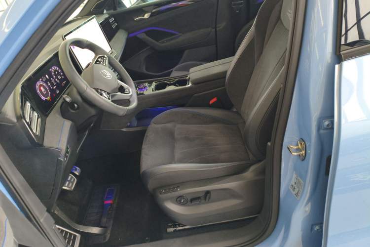 Used Volkswagen Tiguan L 2024 PRO 380TSI Four-Wheel Drive R-Line Prestige Edition Left Front Seat
