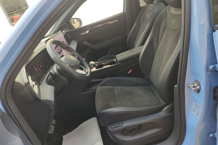 Used Volkswagen Tiguan L 2024 PRO 380TSI Four-Wheel Drive R-Line Prestige Edition Left Front Seat