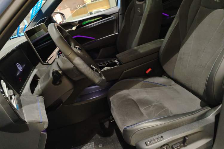 Used Volkswagen Tiguan L 2024 PRO 380TSI Four-Wheel Drive R-Line Prestige Edition Left Front Seat