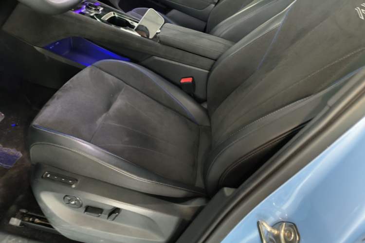 Used Volkswagen Tiguan L 2024 PRO 380TSI Four-Wheel Drive R-Line Prestige Edition Left Front Seat