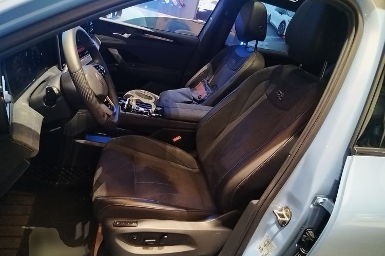 Used Volkswagen Tiguan L 2024 PRO 380TSI Four-Wheel Drive R-Line Prestige Edition Left Front Seat