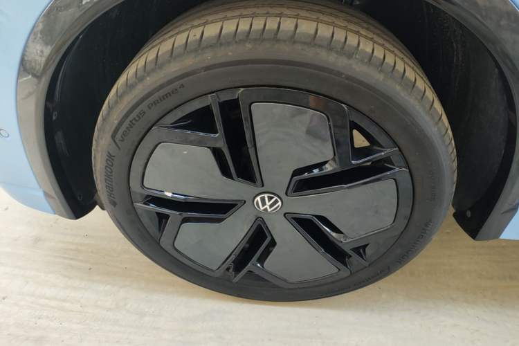Used Volkswagen Tiguan L 2024 PRO 380TSI Four-Wheel Drive R-Line Prestige Edition Left Front Wheel Hub