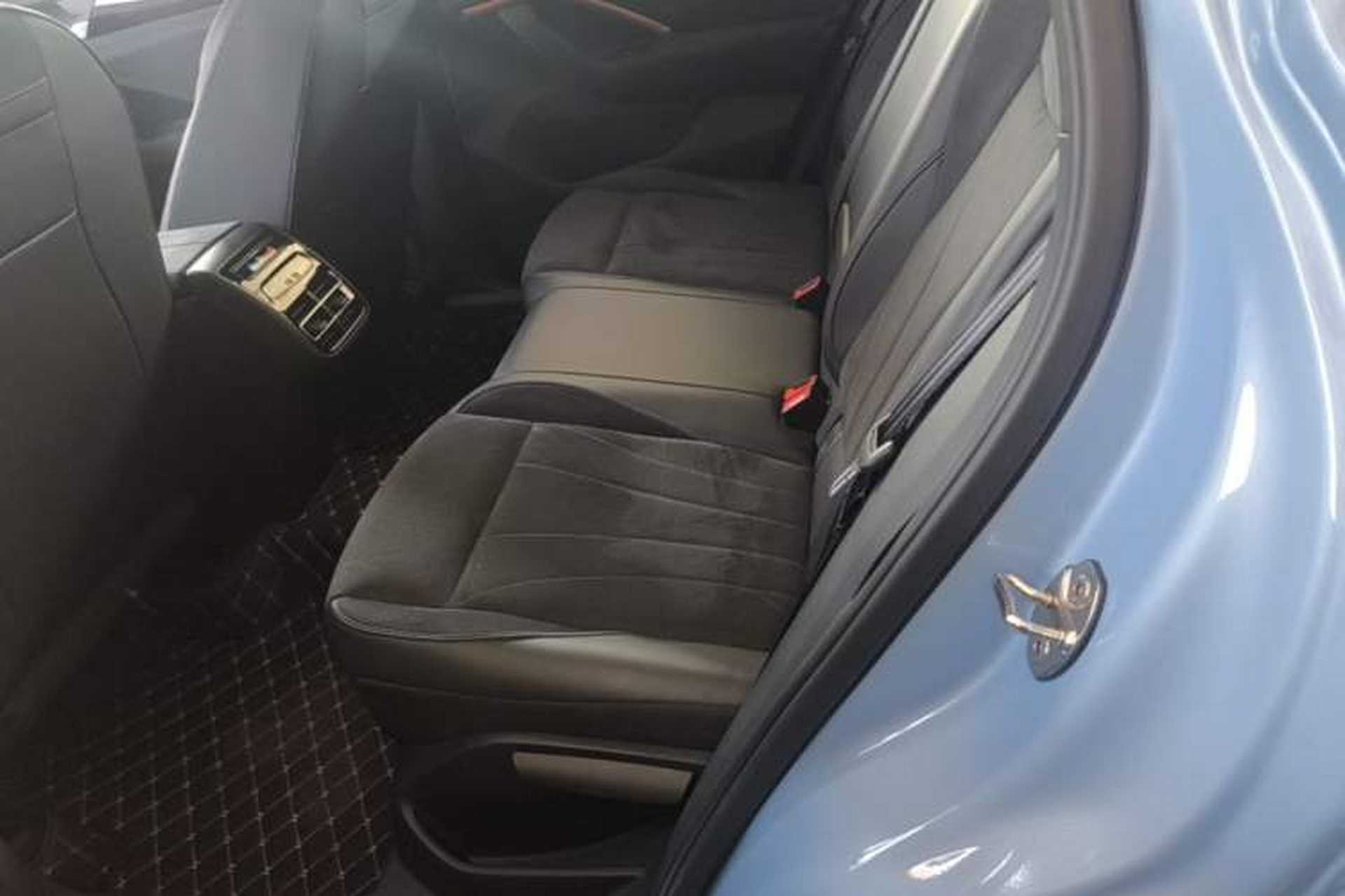 Used Volkswagen Tiguan L 2024 PRO 380TSI Four-Wheel Drive R-Line Prestige Edition Left Rear Seat