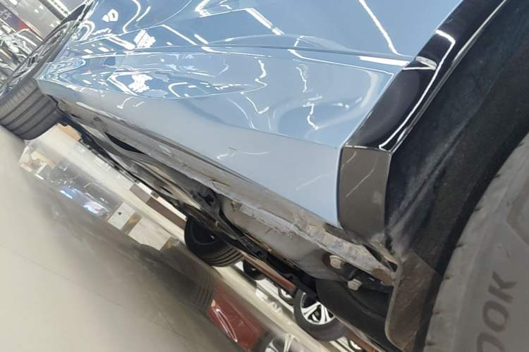 Used Volkswagen Tiguan L 2024 PRO 380TSI Four-Wheel Drive R-Line Prestige Edition Left Side Sill