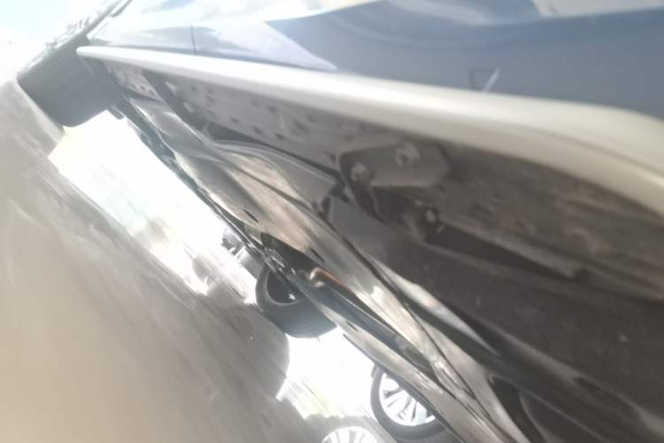 Used Volkswagen Tiguan L 2024 PRO 380TSI Four-Wheel Drive R-Line Prestige Edition Left Side Sill