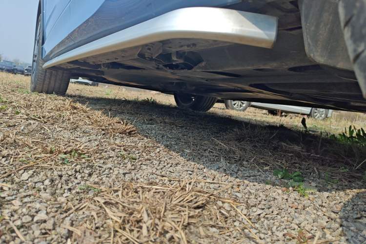 Used Volkswagen Tiguan L 2024 PRO 380TSI Four-Wheel Drive R-Line Prestige Edition Left Side Sill