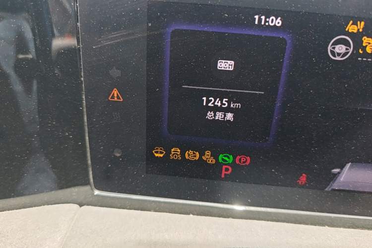 Used Volkswagen Tiguan L 2024 PRO 380TSI Four-Wheel Drive R-Line Prestige Edition Odometer Close Up