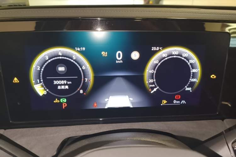 Used Volkswagen Tiguan L 2024 PRO 380TSI Four-Wheel Drive R-Line Prestige Edition Odometer Close Up