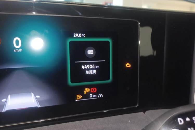 Used Volkswagen Tiguan L 2024 PRO 380TSI Four-Wheel Drive R-Line Prestige Edition Odometer Close Up
