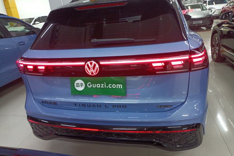 Used Volkswagen Tiguan L 2024 PRO 380TSI Four-Wheel Drive R-Line Prestige Edition Rear