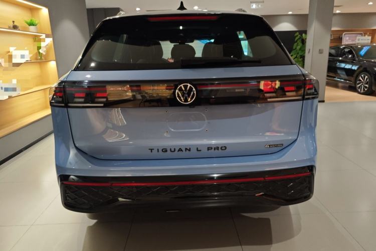 Used Volkswagen Tiguan L 2024 PRO 380TSI Four-Wheel Drive R-Line Prestige Edition Rear