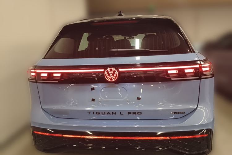 Used Volkswagen Tiguan L 2024 PRO 380TSI Four-Wheel Drive R-Line Prestige Edition Rear