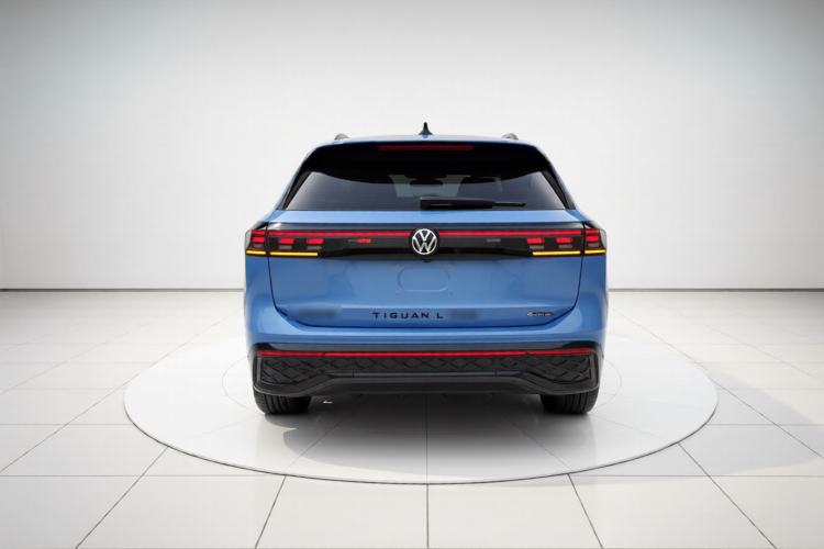 Used Volkswagen Tiguan L 2024 PRO 380TSI Four-Wheel Drive R-Line Prestige Edition Rear