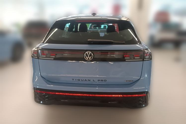 Used Volkswagen Tiguan L 2024 PRO 380TSI Four-Wheel Drive R-Line Prestige Edition Rear