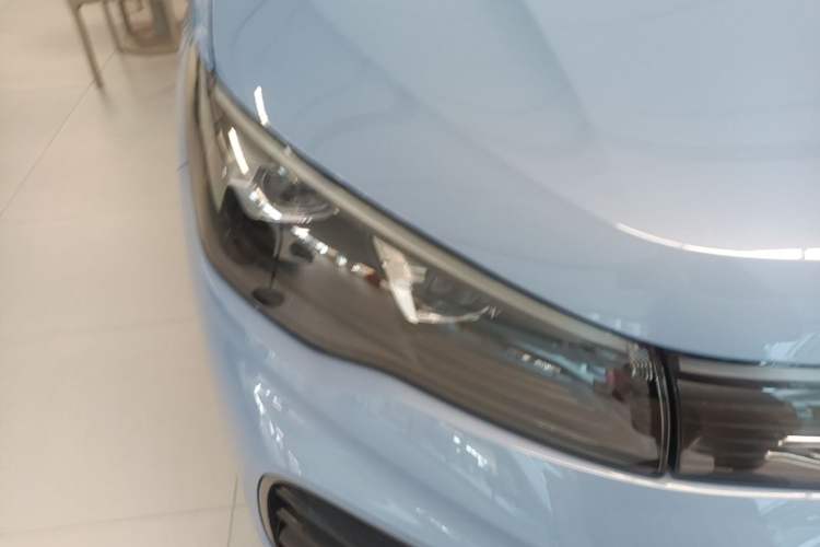 Used Volkswagen Tiguan L 2024 PRO 380TSI Four-Wheel Drive R-Line Prestige Edition Right Front Headlight
