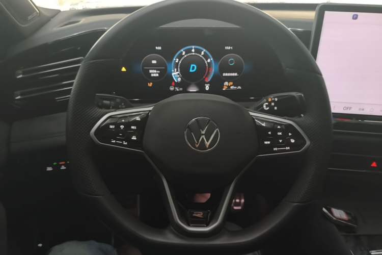 Used Volkswagen Tiguan L 2024 PRO 380TSI Four-Wheel Drive R-Line Prestige Edition Steering Wheel