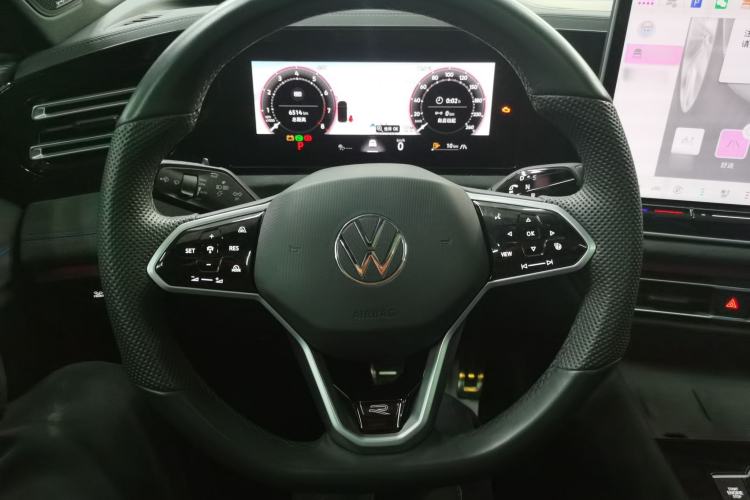 Used Volkswagen Tiguan L 2024 PRO 380TSI Four-Wheel Drive R-Line Prestige Edition Steering Wheel