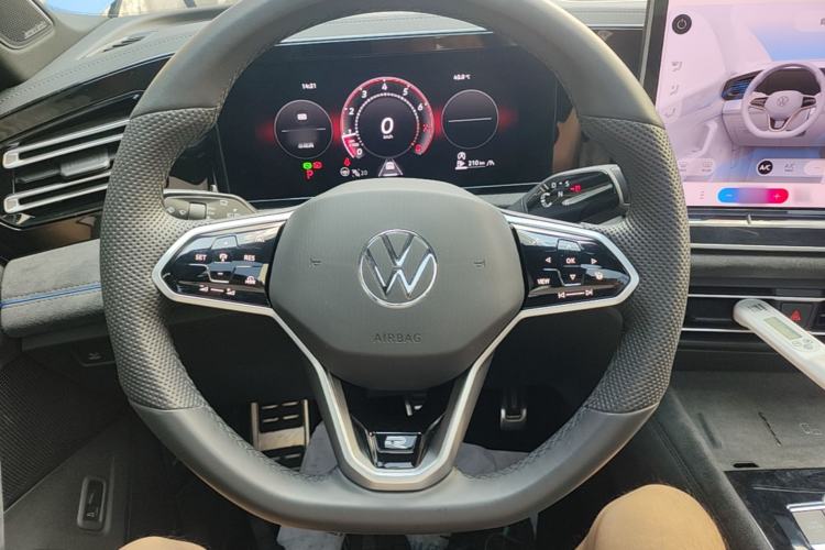Used Volkswagen Tiguan L 2024 PRO 380TSI Four-Wheel Drive R-Line Prestige Edition Steering Wheel