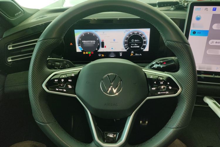 Used Volkswagen Tiguan L 2024 PRO 380TSI Four-Wheel Drive R-Line Prestige Edition Steering Wheel