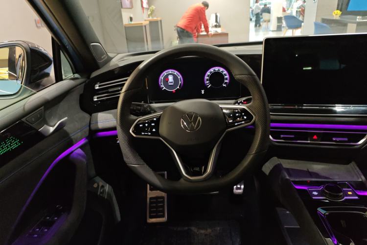 Used Volkswagen Tiguan L 2024 PRO 380TSI Four-Wheel Drive R-Line Prestige Edition Steering Wheel