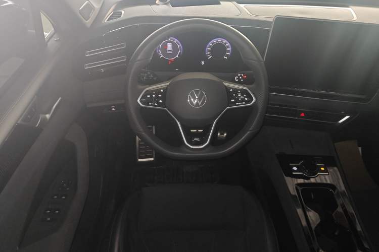 Used Volkswagen Tiguan L 2024 PRO 380TSI Four-Wheel Drive R-Line Prestige Edition Steering Wheel