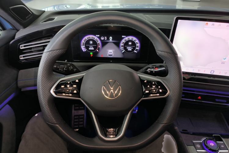 Used Volkswagen Tiguan L 2024 PRO 380TSI Four-Wheel Drive R-Line Prestige Edition Steering Wheel
