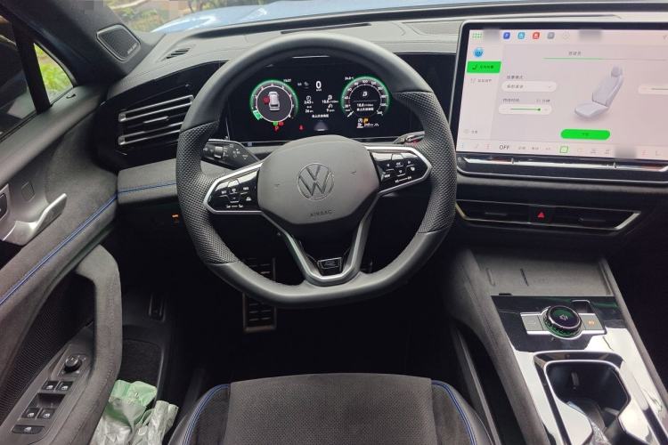Used Volkswagen Tiguan L 2024 PRO 380TSI Four-Wheel Drive R-Line Prestige Edition Steering Wheel