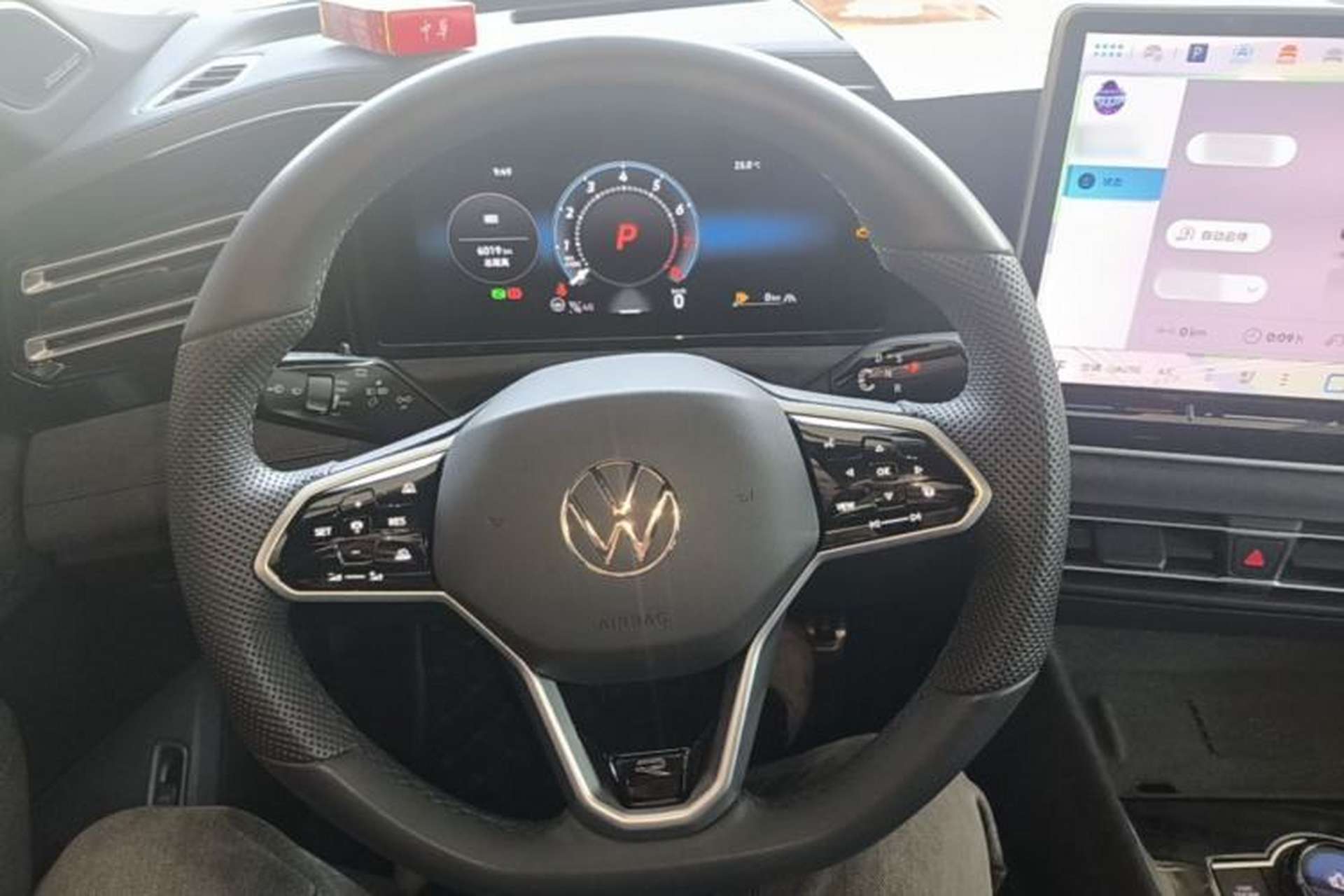 Used Volkswagen Tiguan L 2024 PRO 380TSI Four-Wheel Drive R-Line Prestige Edition Steering Wheel