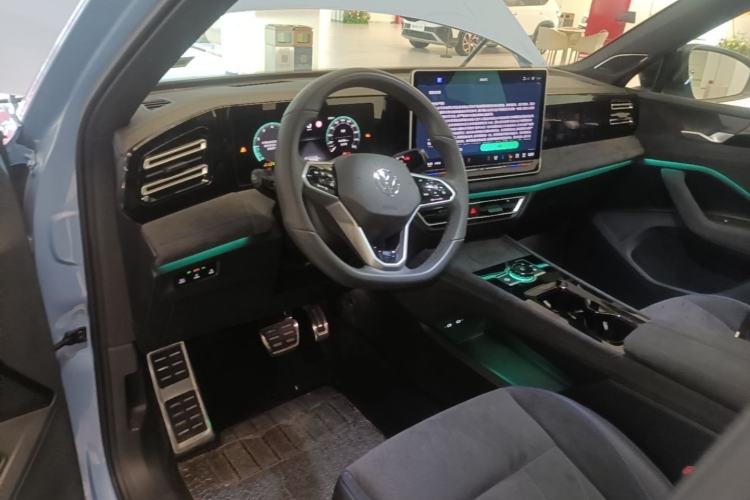 Used Volkswagen Tiguan L 2024 PRO 380TSI Four-Wheel Drive R-Line Prestige Edition Steering Wheel
