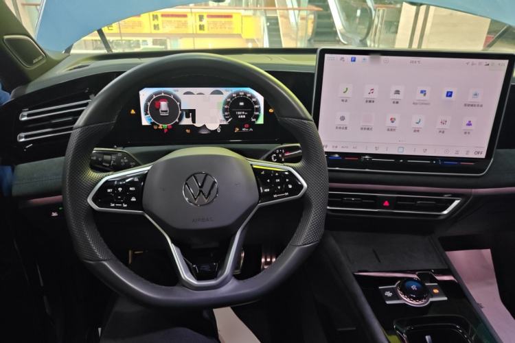 Used Volkswagen Tiguan L 2024 PRO 380TSI Four-Wheel Drive R-Line Prestige Edition Steering Wheel