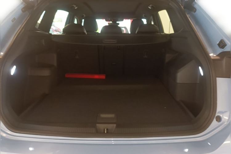Used Volkswagen Tiguan L 2024 PRO 380TSI Four-Wheel Drive R-Line Prestige Edition Trunk