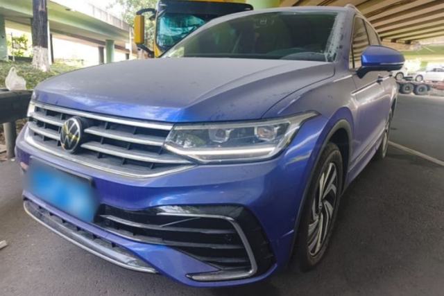 Ojetý Volkswagen Tiguan L 2024 Outstanding Model 330TSI Automatic Two-Wheel Drive R-Line Dragon Glory Edition