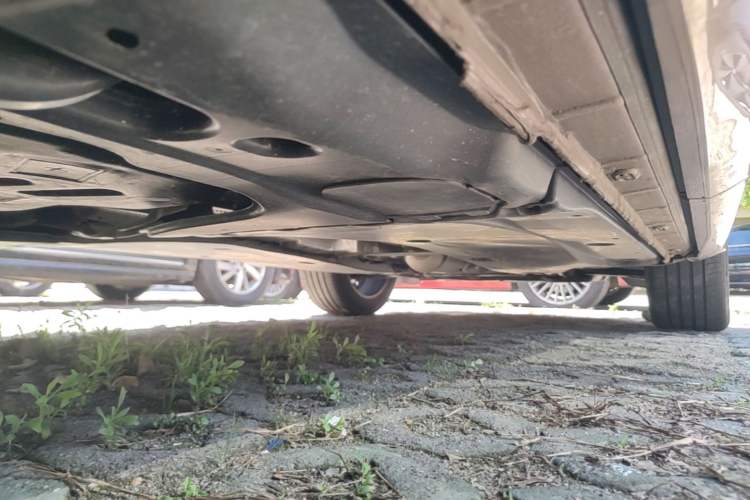 Used Volkswagen Tiguan L 2024 PRO 330TSI Two-Wheel Drive R-Line Smart Edition Chassis Rear Right