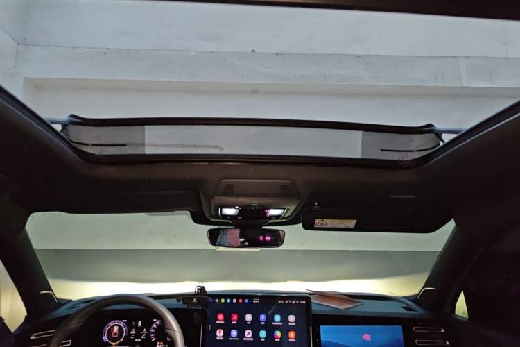 Used Volkswagen Tiguan L 2024 PRO 380TSI Four-Wheel Drive R-Line Prestige Edition Headliner